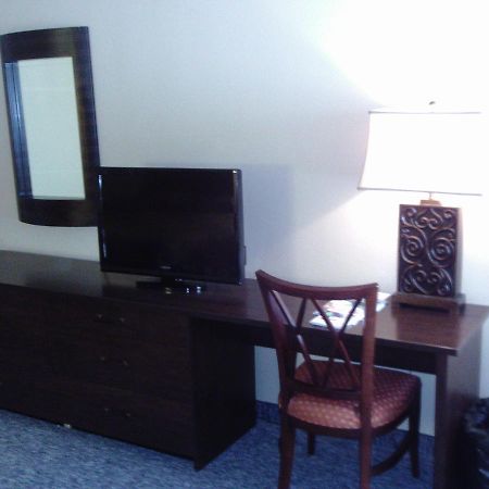 5th Avenue Inn&Suites Rochester Extérieur photo