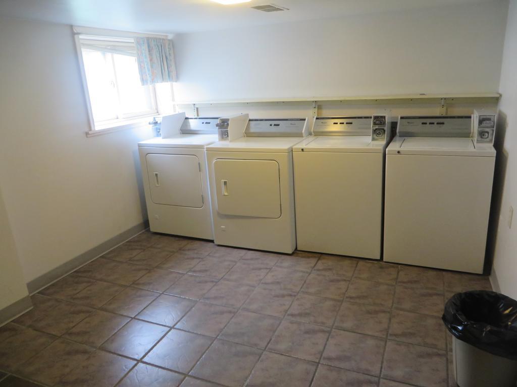 5th Avenue Inn&Suites Rochester Extérieur photo