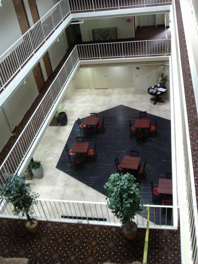 5th Avenue Inn&Suites Rochester Extérieur photo