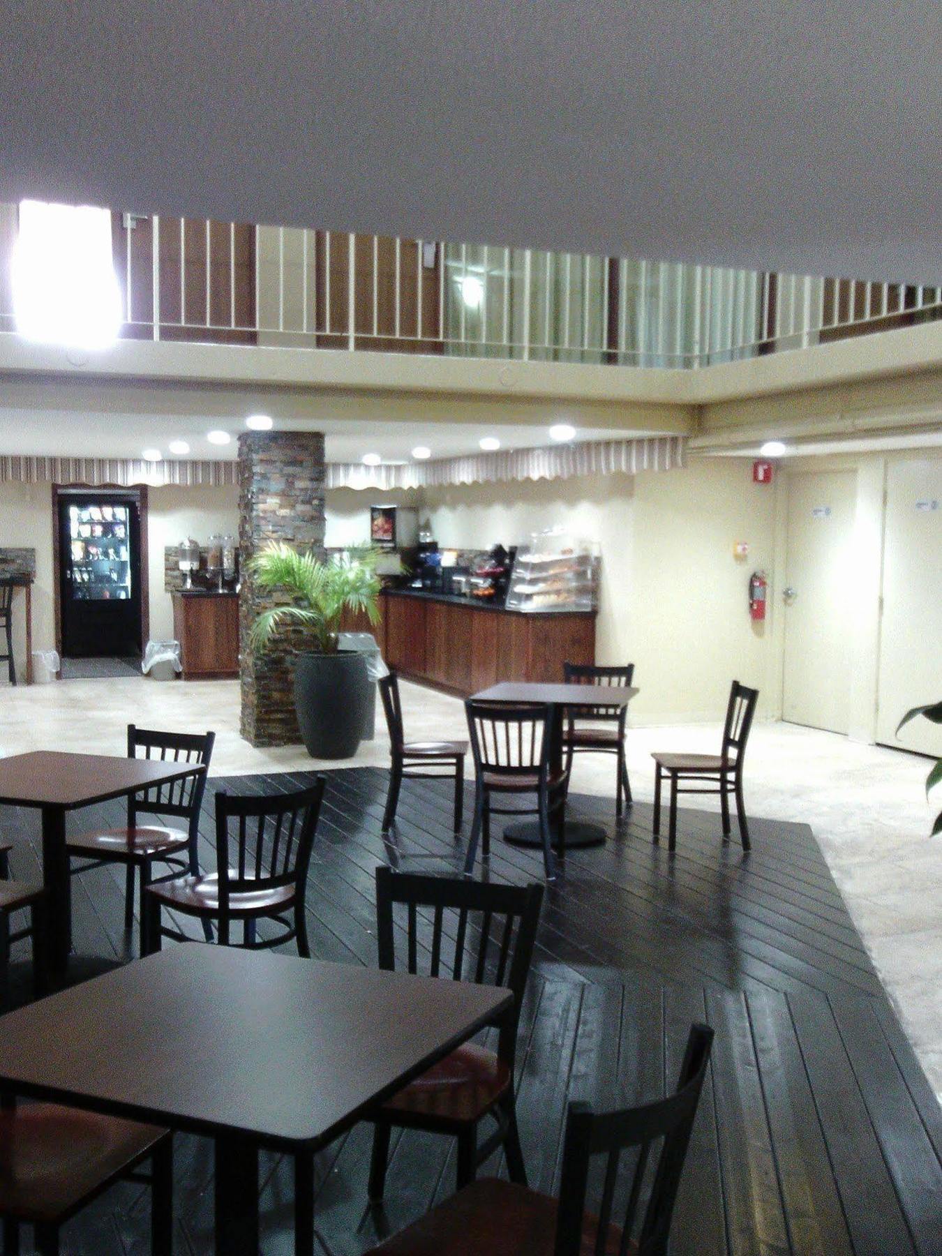 5th Avenue Inn&Suites Rochester Extérieur photo